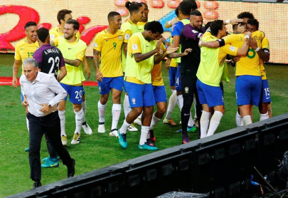 table toppers brazil wary of peru s attacking duo table toppers brazil wary of peru s attacking duo