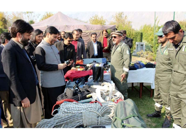 g b chief minister inspects equipment used by rescuers photo inp g b chief minister inspects equipment used by rescuers photo inp