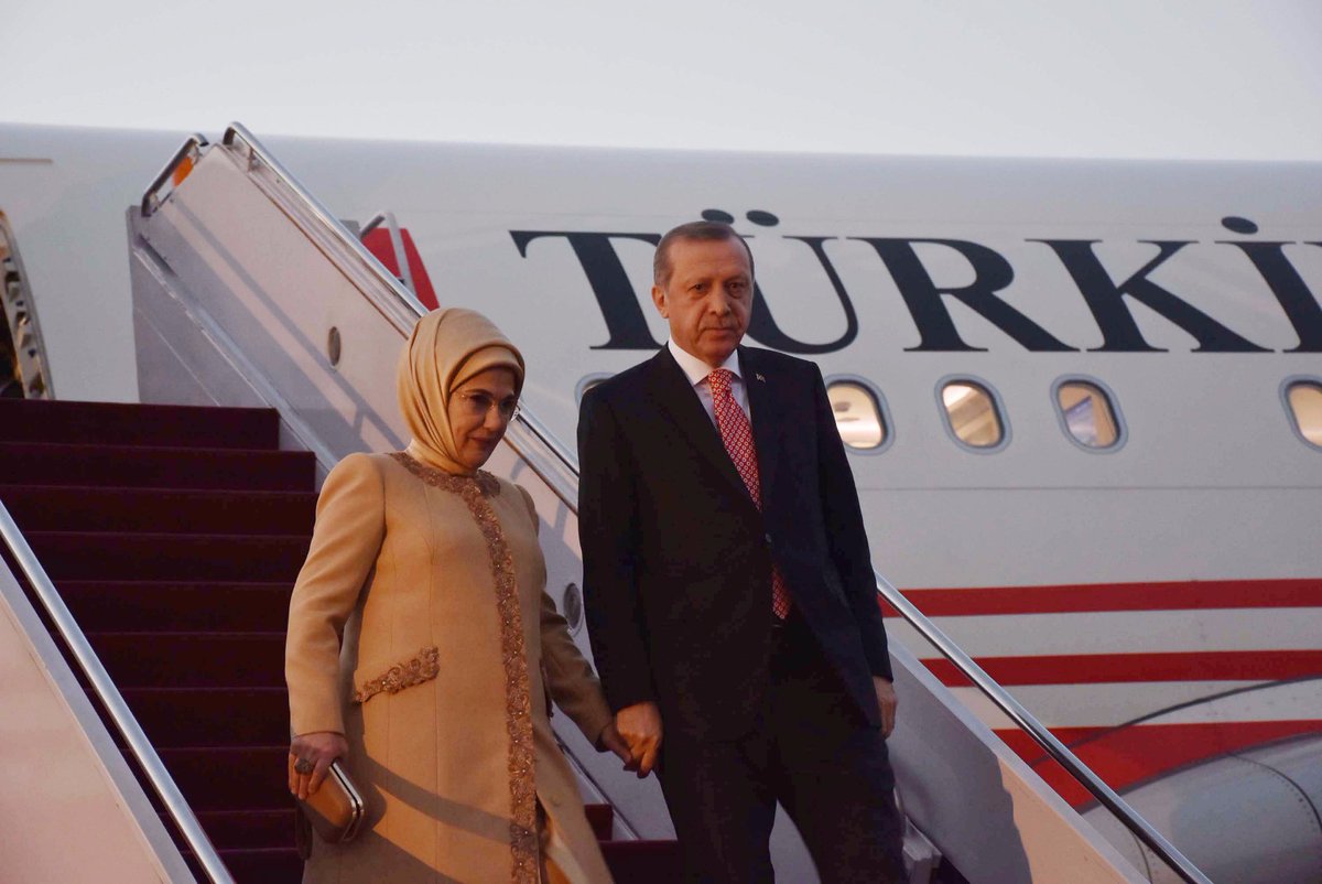 turkish president recep tayyop erdogan and his wife arrive in islamabad on tuesday photo pid