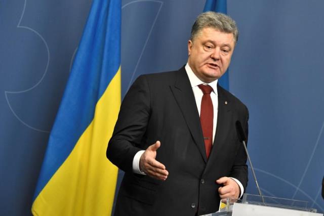 ukraine 039 s president petro poroshenko speaks during a news conference after his meeting with swedish prime minister stefan lofven at the swedish government headquarters in stockholm sweden november 14 2016 photo reuters