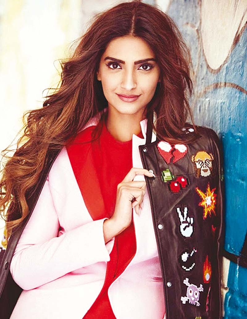 sonam kapoor didn t want to be bollywood s fashion icon