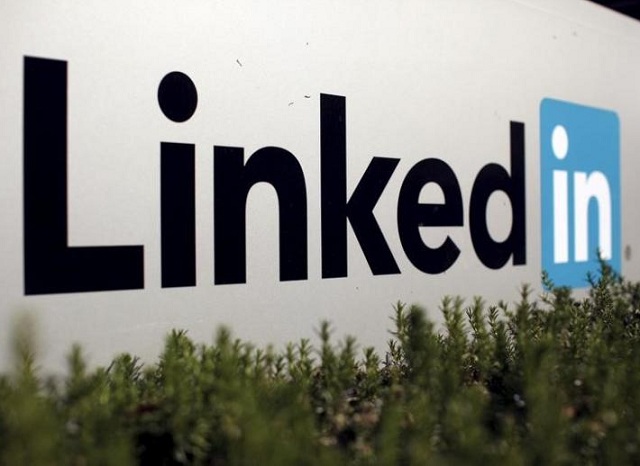 LinkedIn gets free verified badges for workplace