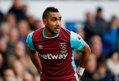 bilic asks payet to treat criticism as backhanded compliment