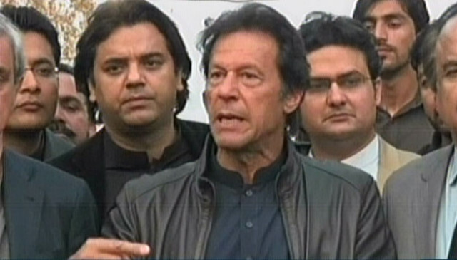 chairman pakistan tehreek e insaf pti imran khan talking to media in islamabad on november 17 2016 express news screen grab chairman pakistan tehreek e insaf pti imran khan talking to media in islamabad on november 17 2016 express news screen grab