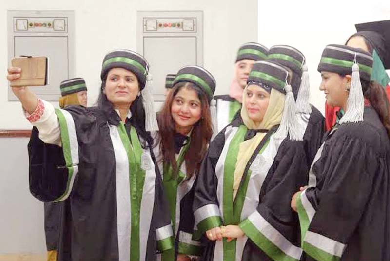 four phds 134 mphils 43 ms one msc medical technology one msc nursing and two mds were awarded among students photo inp