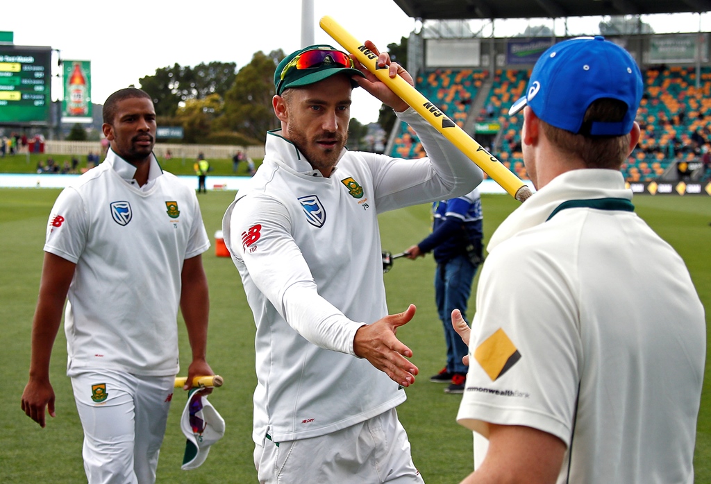 faf du plessis shakes steve smith 039 s hand after the match photo reuters david gray
