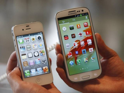 smartphones can help bring development