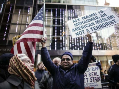 thousands of americans pledge to side with muslims amid talk of registry thousands of americans pledge to side with muslims amid talk of registry