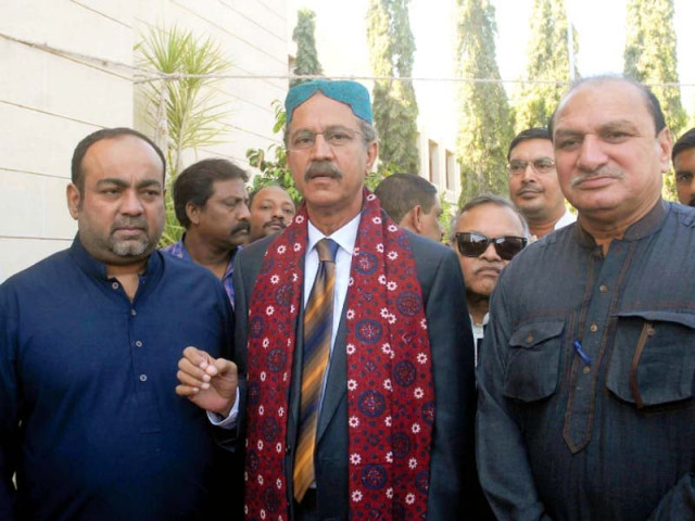 karachi mayor wasim akhtar was released on wednesday after securing bail in 39 cases photo file karachi mayor wasim akhtar was released on wednesday after securing bail in 39 cases photo file