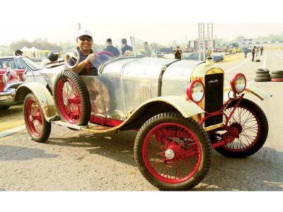 from karachi to peshawar capital s residents flock to look at vintage cars