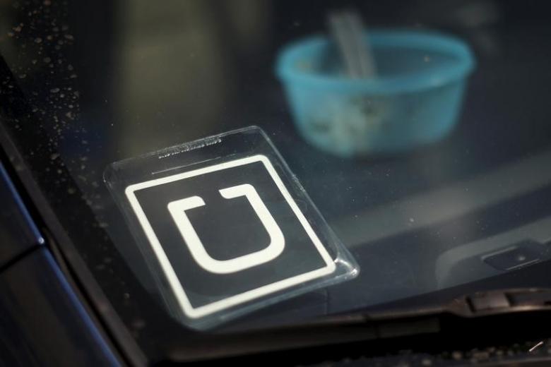 an uber car is seen parked with the driver 039 s lunch left on the dashboard in venice los angeles california united states photo reuters