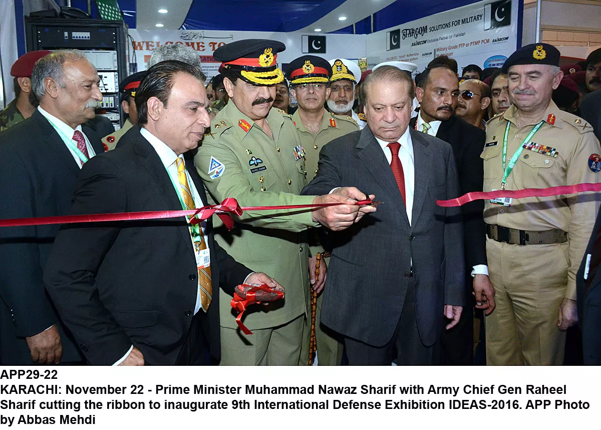 prime minister nawaz sharif and army chief gen raheel sharif inaugurate ideas 2016 exhibition photo app prime minister nawaz sharif and army chief gen raheel sharif inaugurate ideas 2016 exhibition photo app