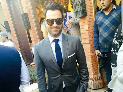 toss up kamiar rokni