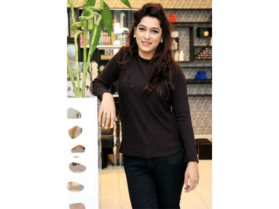 the corner maryam ali