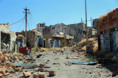 air strike kills 12 civilians in yemen air strike kills 12 civilians in yemen