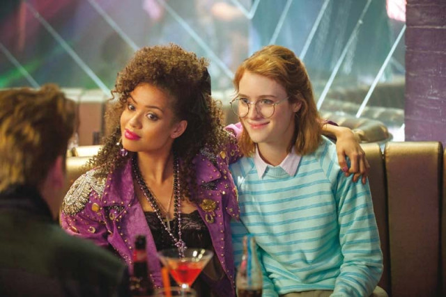 san junipero stars gugu mbatha raw and mackenzie davis photo file