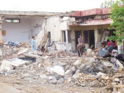 at least six people injured in karachi explosion at least six people injured in karachi explosion