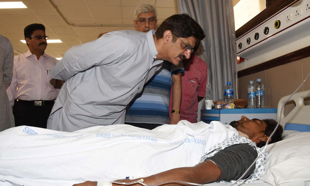 cm sindh murad ali shah visits victims of shah noorani shrine blast at karachi 039 s civil hospital on november 13 2016 photo nni