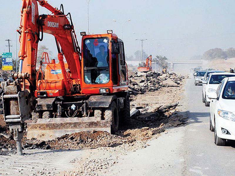 the national highway authority and project director of the m 9 vowed to compensate victims of accidents on the under construction motorway as soon as possible photo file