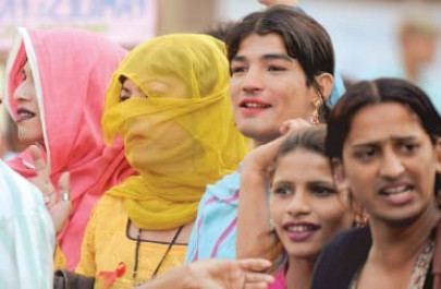 umrah visa travel agents say no saudi word on transgender ban