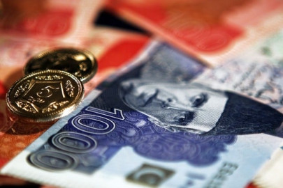 state bank maintains target rate at 5 75 per cent state bank maintains target rate at 5 75 per cent