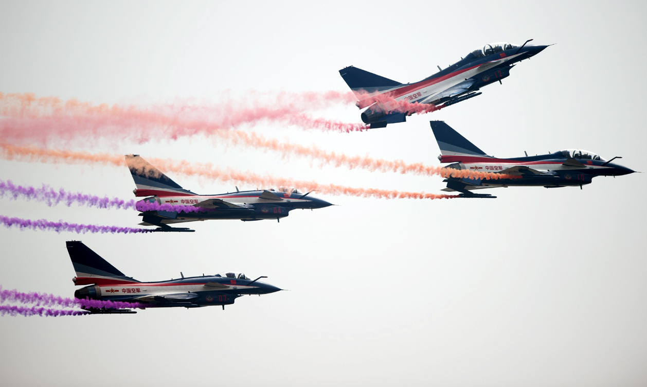 j 10 fighter jets of the bayi aerobatic team of pla 039 s peoples liberation army air force performing during the 10th china airshow photo afp