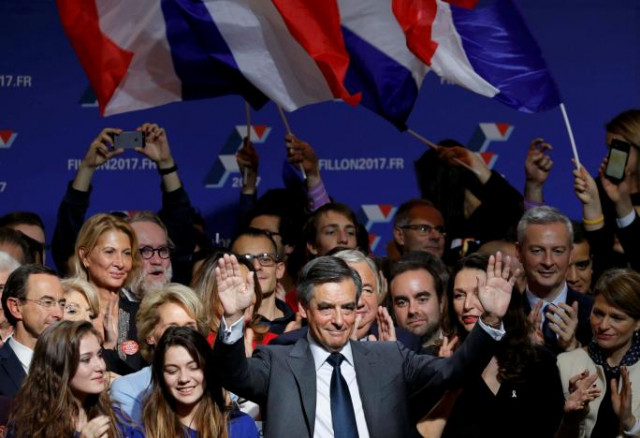 francois fillon former french prime minister and member of les republicains political party attends a rally as he campaigns in the second round for the french center right presidential primary election in paris france november 25 2016 photo reuters francois fillon former french prime minister and member of les republicains political party attends a rally as he campaigns in the second round for the french center right presidential primary election in paris france november 25 2016 photo reuters