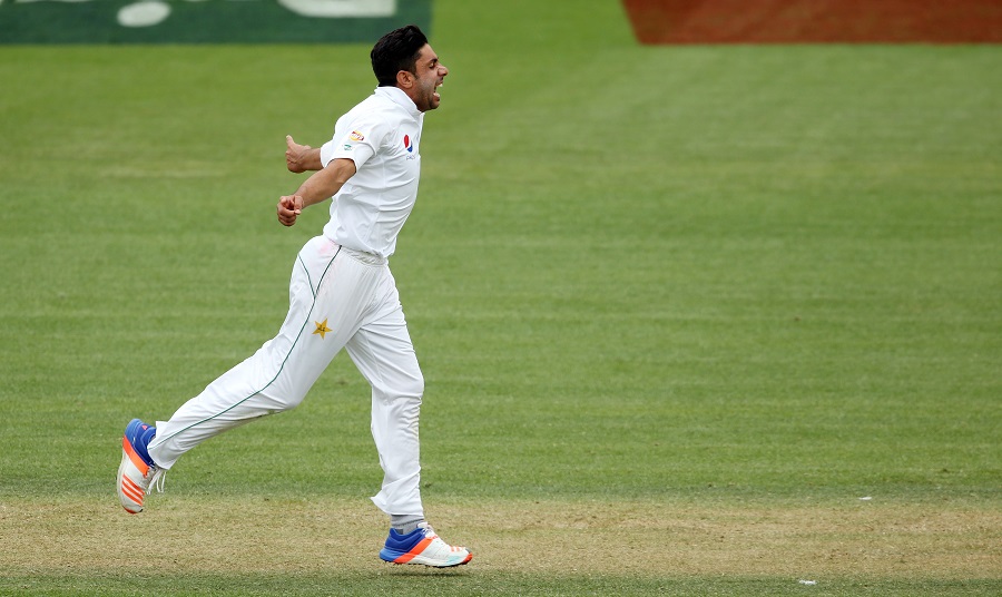 imran khan during second test between new zealand and pakistan at seddon park in hamilton on november 26 2016 photo afp