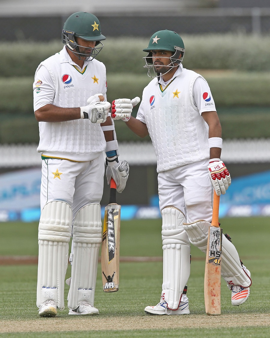 azam held one end of the pitch to allow sarfraz and sohail to play their shots thereby ensuring that pakistan reach 216 at stumps on day three after starting the day 76 5 photo afp