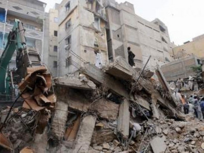 four storey building s staircase collapses four storey building s staircase collapses