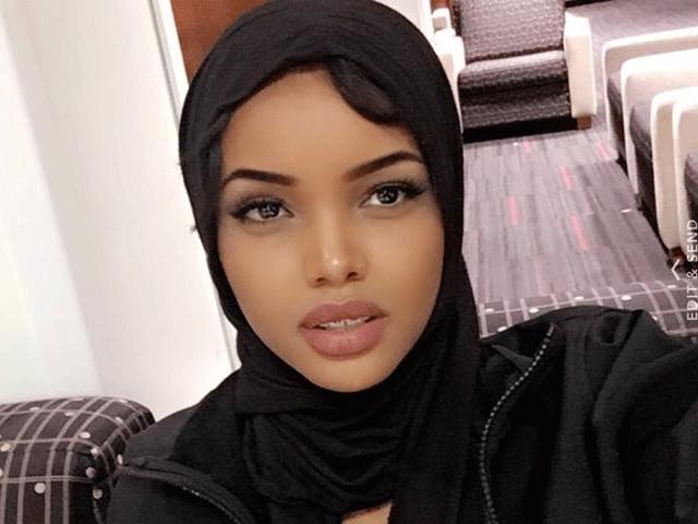 Muslim teen becomes first to don hijab in US beauty pageant