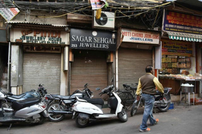 india s economy grows 7 3 in second quarter india s economy grows 7 3 in second quarter