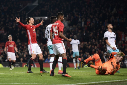 mourinho hails beautiful football as united crush west ham