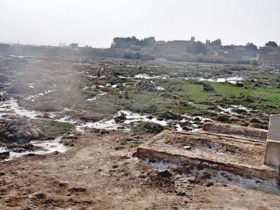 civic failure years of sewage accumulated at pir murad shah graveyard