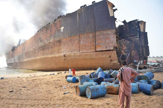 the shipbreaking industry is being badly hurt due to the provincial government s complete closure of the gadani shipbreaking yard photo file the shipbreaking industry is being badly hurt due to the provincial government s complete closure of the gadani shipbreaking yard photo file