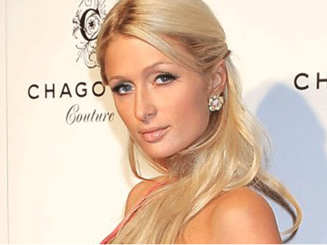 here s why paris hilton is dressed in an abaya