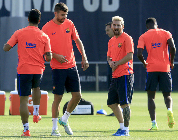 barcelona players training photo afp