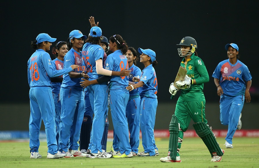 women s asia cup t20 india beat pakistan by 17 runs in final