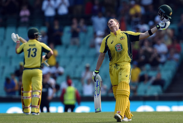 steve smith celebrates his 150 runs in sydney on december 4 2016 photo afp steve smith celebrates his 150 runs in sydney on december 4 2016 photo afp
