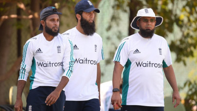 saqlain mushtaq to help england spinners for india odis saqlain mushtaq to help england spinners for india odis