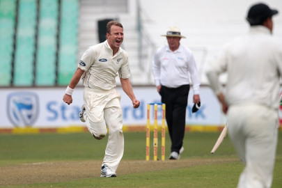 new zealand paceman wagner joins essex