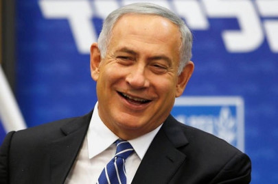 israel s netanyahu gives conditional no to meeting abbas in paris