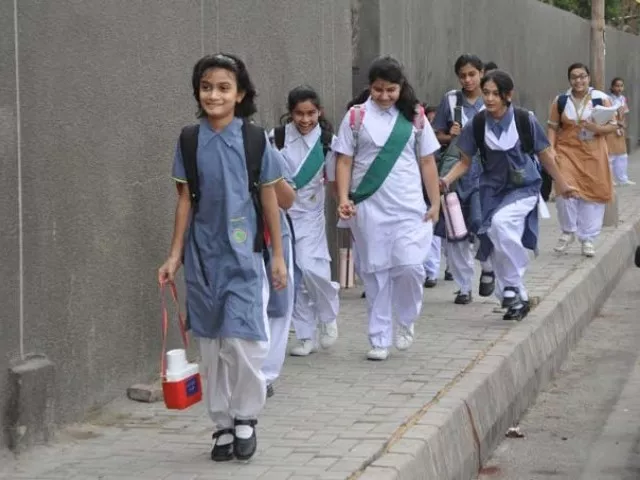 education minister warns private schools of action over non compliance of directives photo muhammad azeem express education minister warns private schools of action over non compliance of directives photo muhammad azeem express