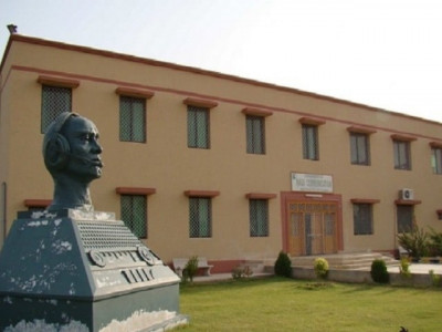 understaffed sindh university s art and design research programme comes under fire understaffed sindh university s art and design research programme comes under fire