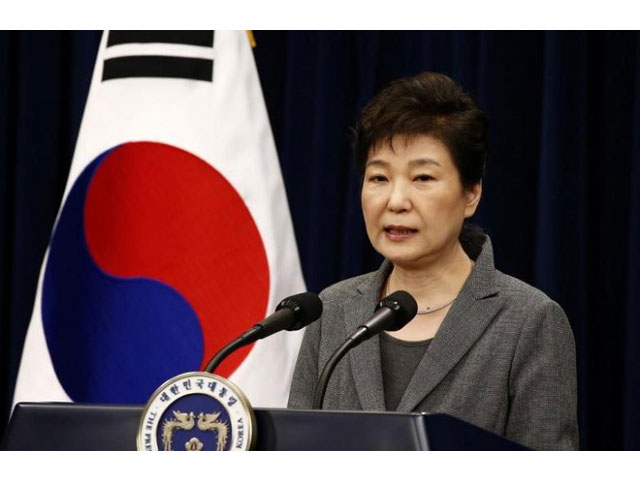 south korean president park geun hye speaks during an address to the nation at the presidential blue house in seoul south korea 29 november 2016 photo reuters