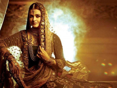 aishwarya rai bachchan set to reunite with sanjay leela bhansali aishwarya rai bachchan set to reunite with sanjay leela bhansali