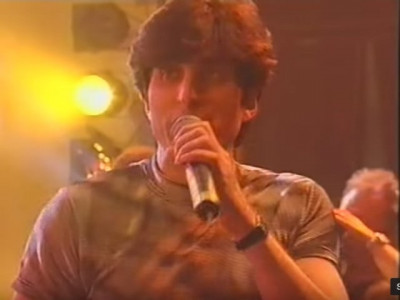 this throwback vital signs concert will make you fall in love with jj all over again