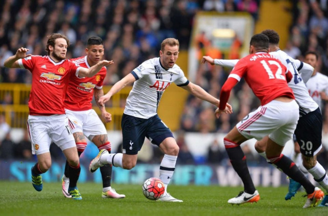 without a home win in four league games united trail fifth place tottenham by six points and will be left with a chasm to bridge just to secure a champions league place if they lose photo afp without a home win in four league games united trail fifth place tottenham by six points and will be left with a chasm to bridge just to secure a champions league place if they lose photo afp