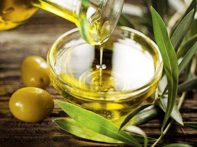 right combination of ingredients like olive oil and aloe vera secreats are key to any haircare regime photo file right combination of ingredients like olive oil and aloe vera secreats are key to any haircare regime photo file