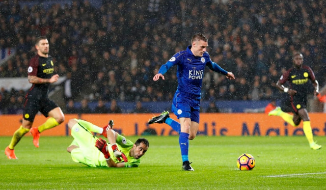 jamie vardy beats claudio bravo to score leicester 039 s third goal photo reuters jamie vardy beats claudio bravo to score leicester 039 s third goal photo reuters
